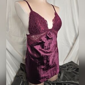 Elegant Burgundy Lace Chemise